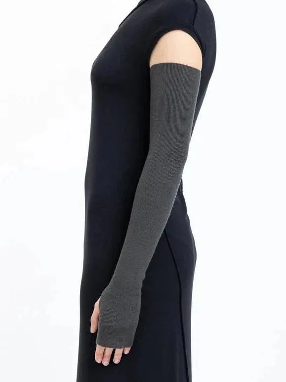 Arm Sleeves in Gunmetal by NFP