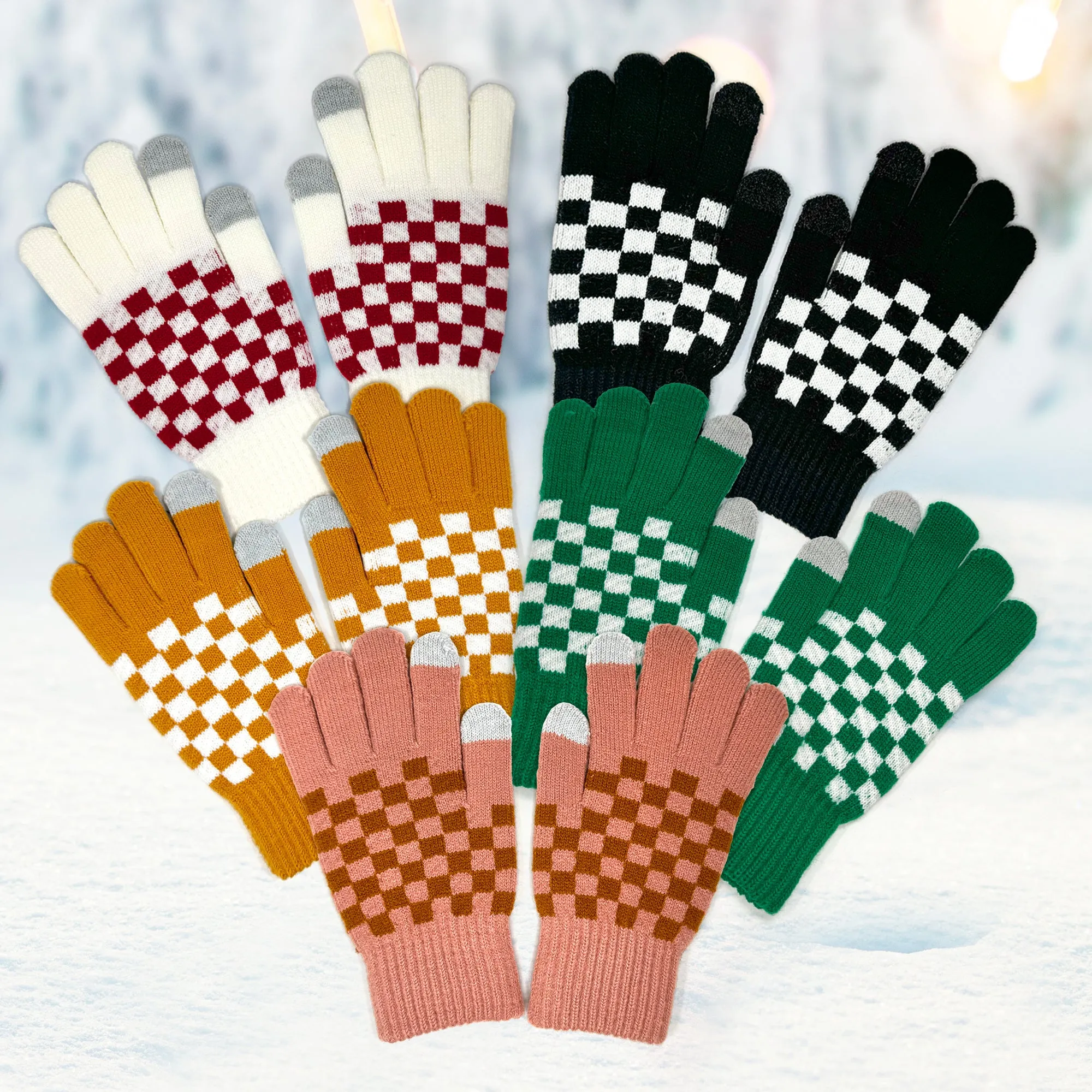 Checkerboard Touchscreen Gloves – Unisex Winter Accessories for Warmth and Style