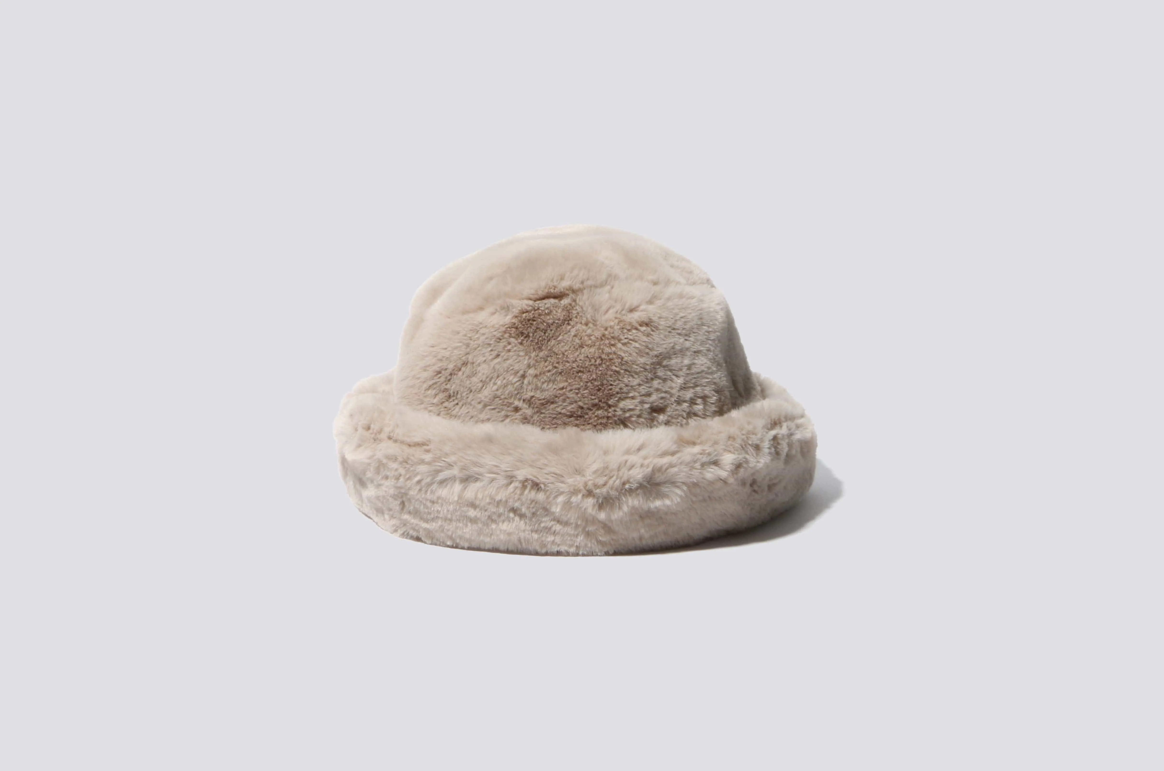 Clam Faux Fur Bucket Hat